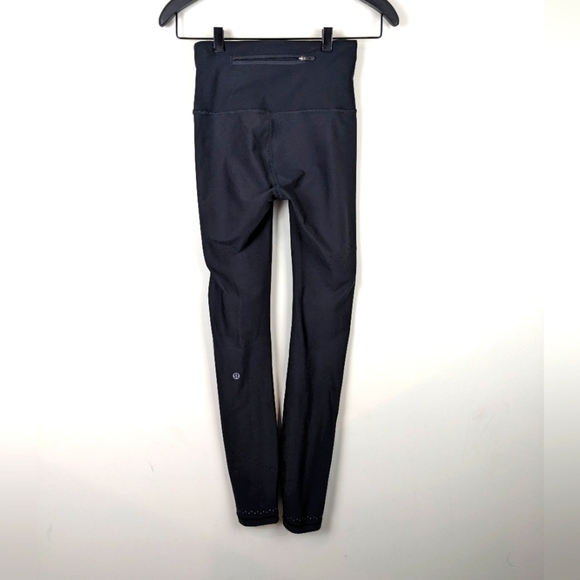 LULULEMON Zoned in tight Size 4 Black 27"  length - Picture 10 of 12